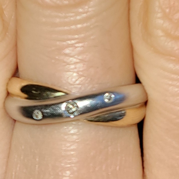 White and yellow 14K gold ring with dimonds - Picture 2 of 16